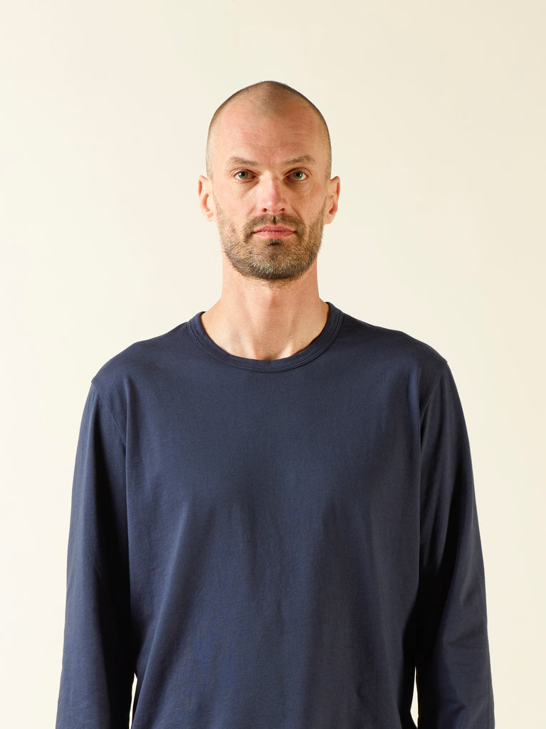 t-shirt long sleeve