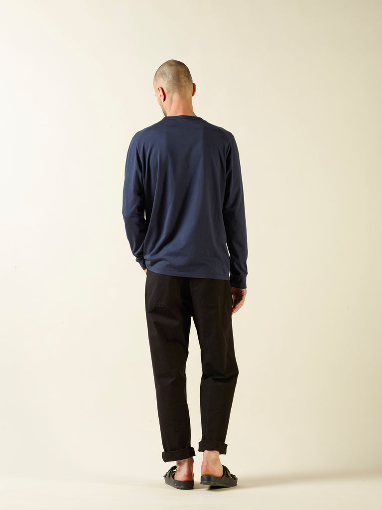 t-shirt long sleeve