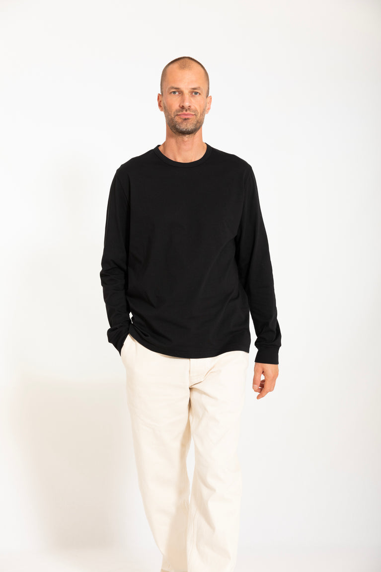 t-shirt long sleeve