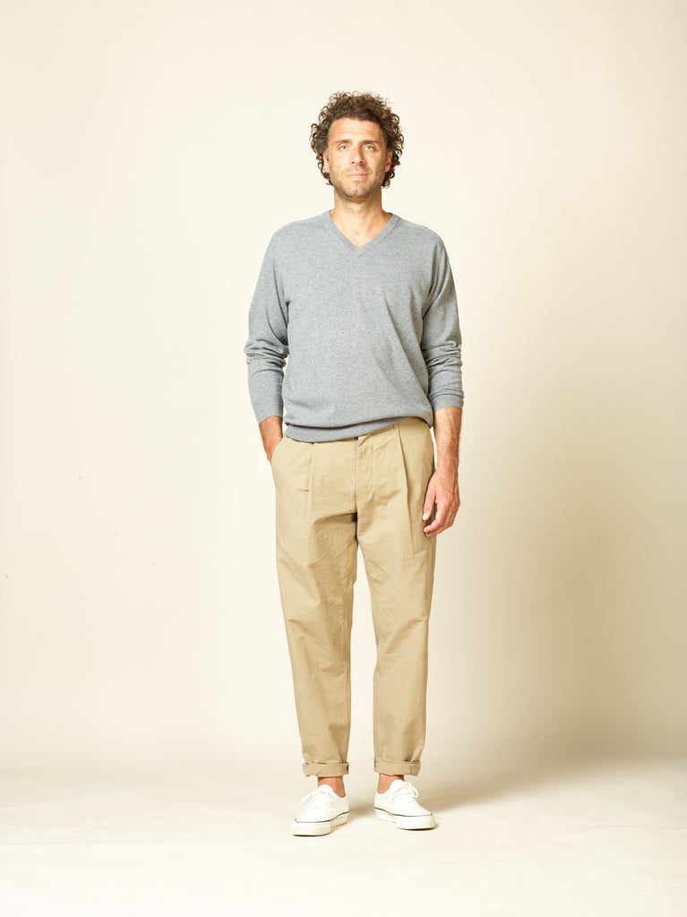 pleated trouser