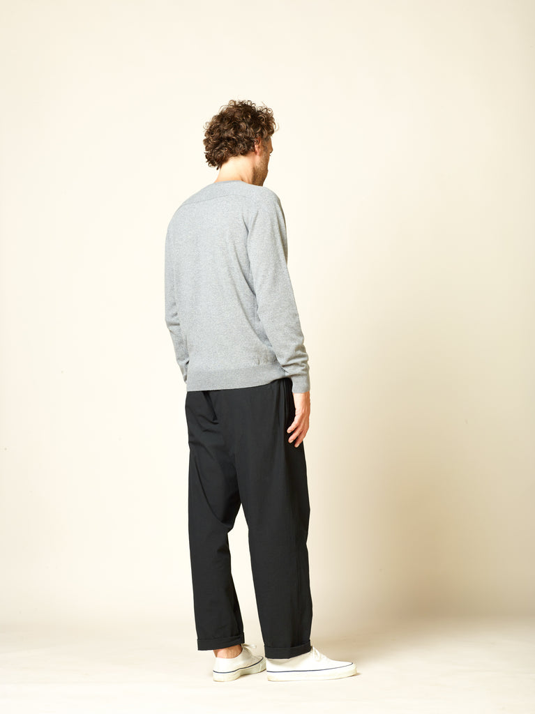 v neck sweater