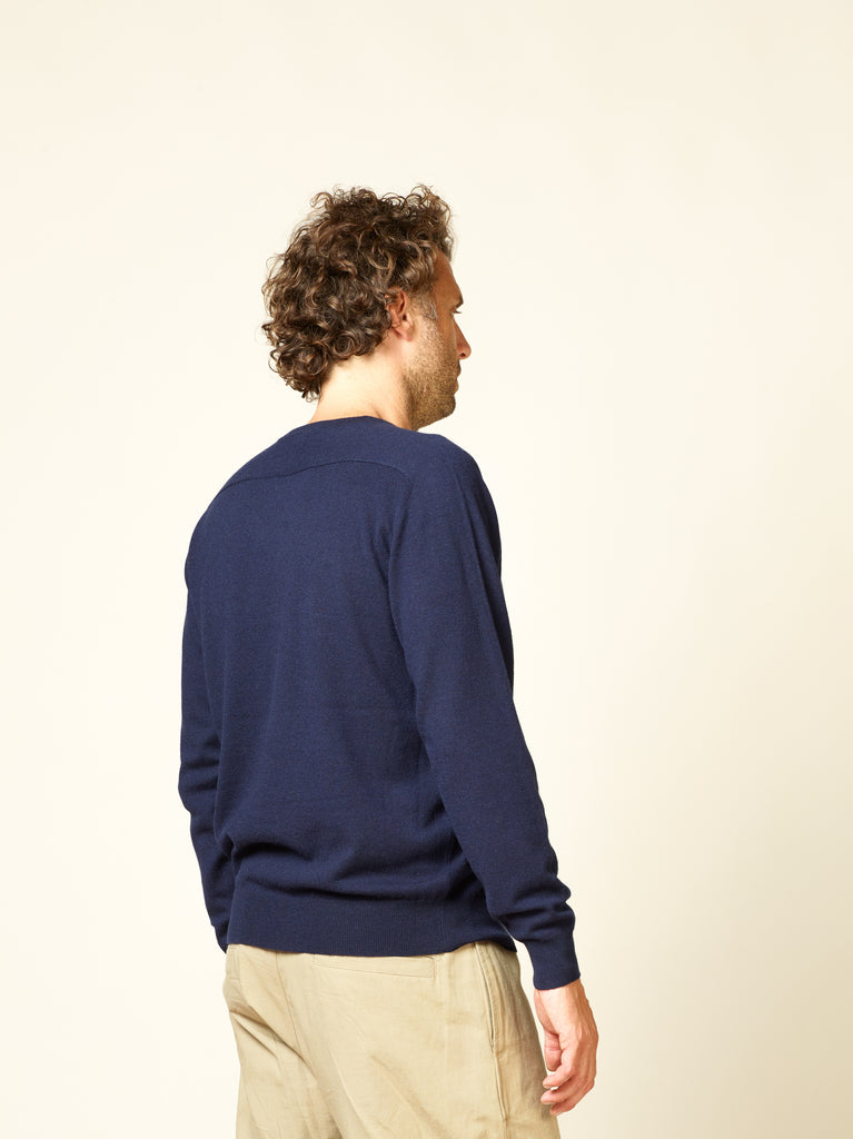 v neck sweater