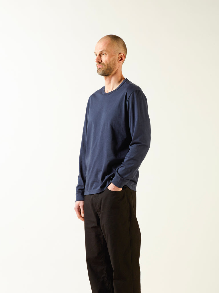 t-shirt long sleeve