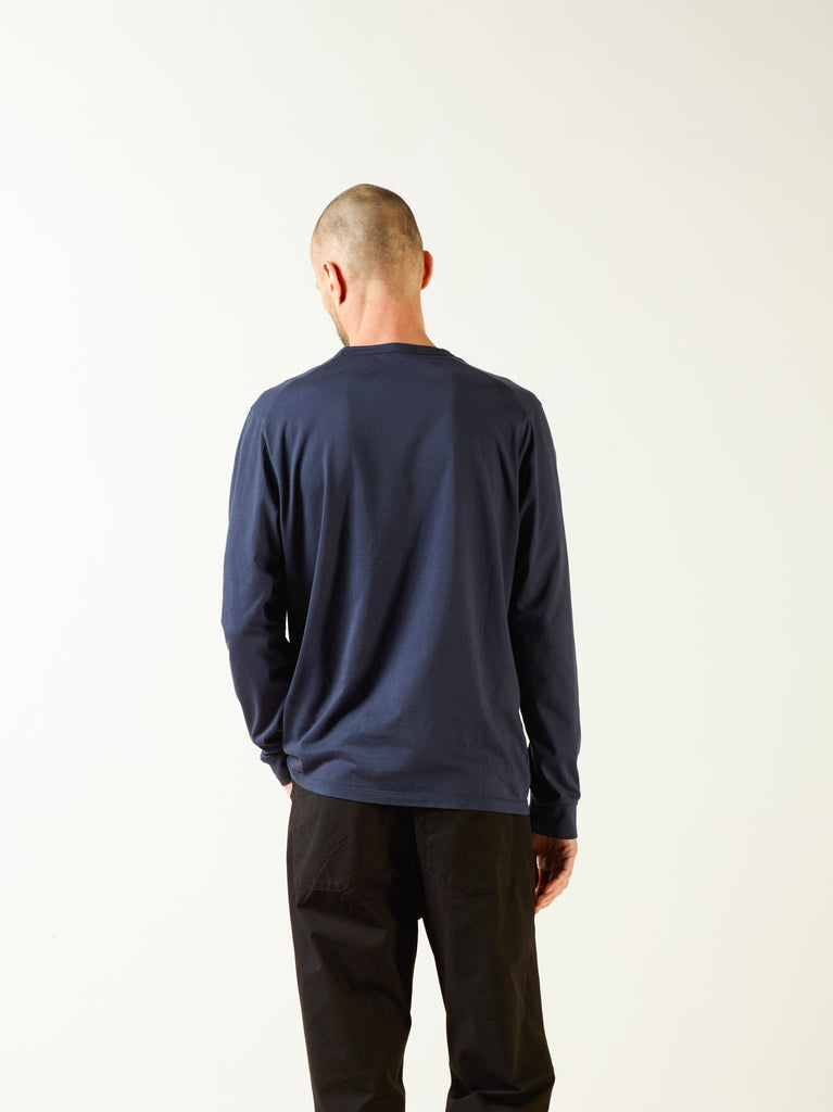 t-shirt long sleeve
