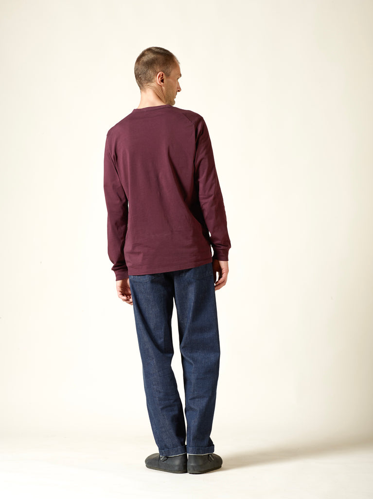t-shirt long sleeve