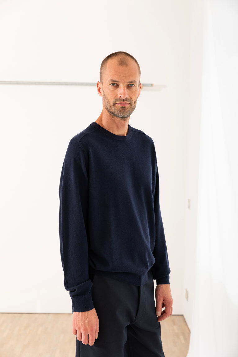 crew neck sweater