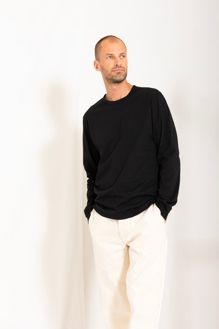 t-shirt long sleeve