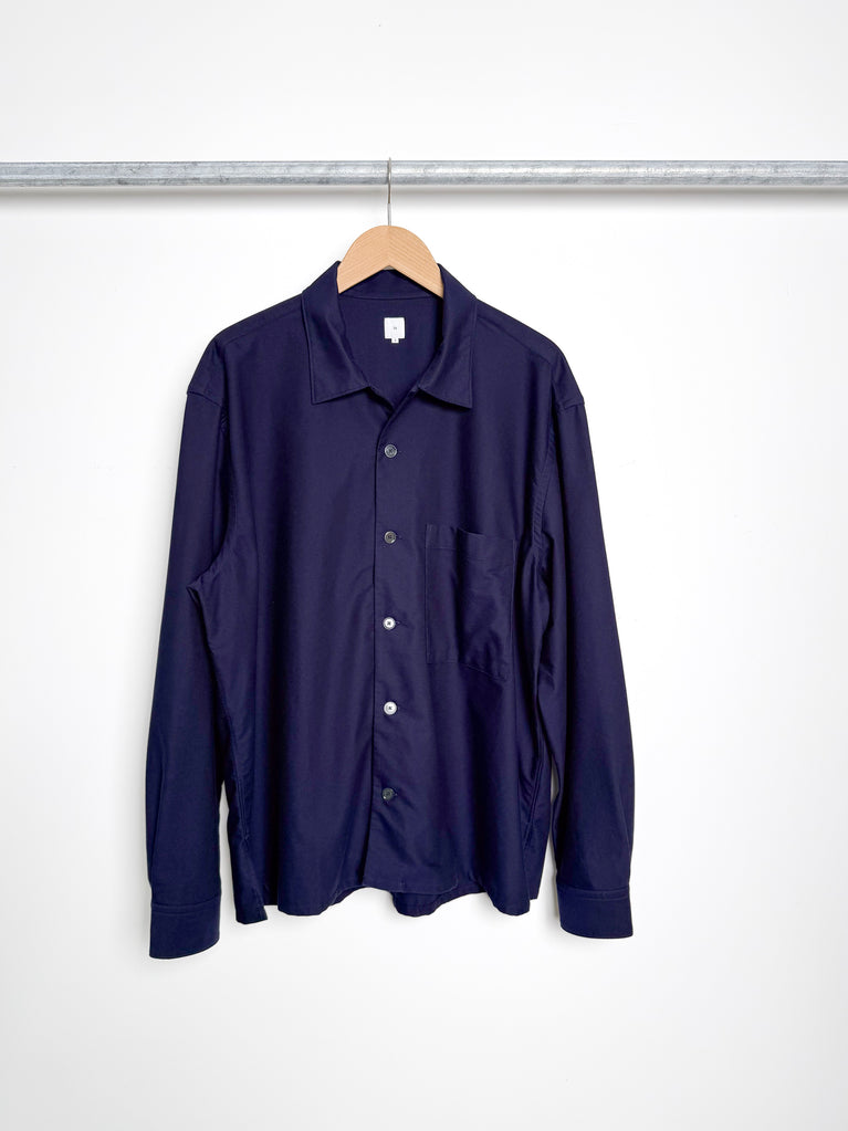 collar shirt