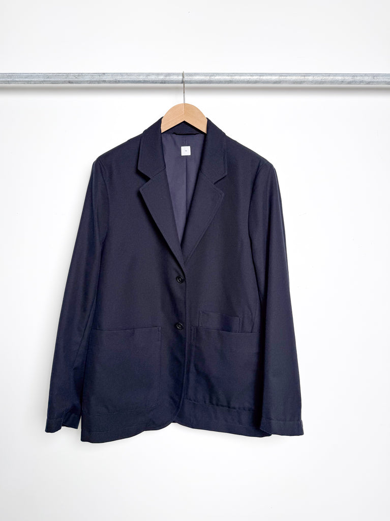 2 button jacket